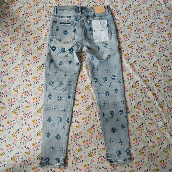 Purple Brand Outlined Monogram Indigo Skinny Jeans - Picture 12 of 12